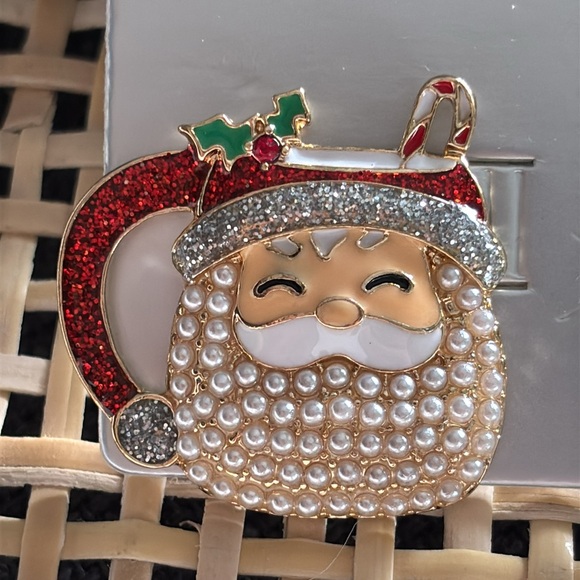 Sugarfix by Baublebar “Merry Mugs” Santa and Mrs. Claus Earrings - Picture 5 of 11